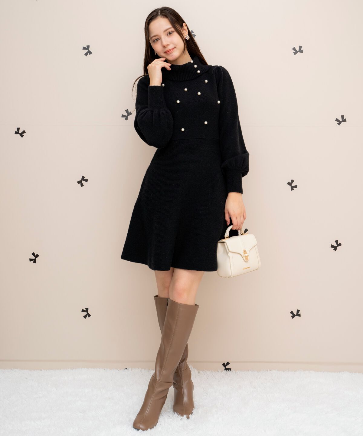 WILLSELECTION「パール付きタートルネックニットワンピース」|ワンピース|