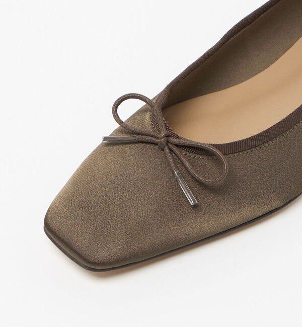 ODETTE E ODILE「スクエアバレエ フラット10&darr;&uarr;」|バレエシューズ|