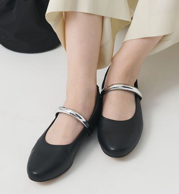 BEAUTY&YOUTH UNITED ARROWS「【別注】＜MOHI...＞メタルバーベルト フラットシューズ」|ローファー|BLACK
