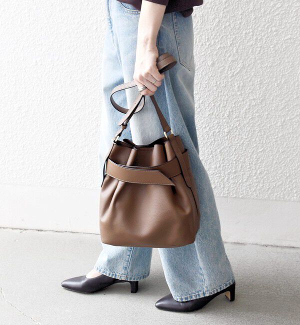 SHIPS any「SHIPS any: ベルト デザイン 巾着 ショルダー バッグ」|ショルダー・メッセンジャー|キャメル