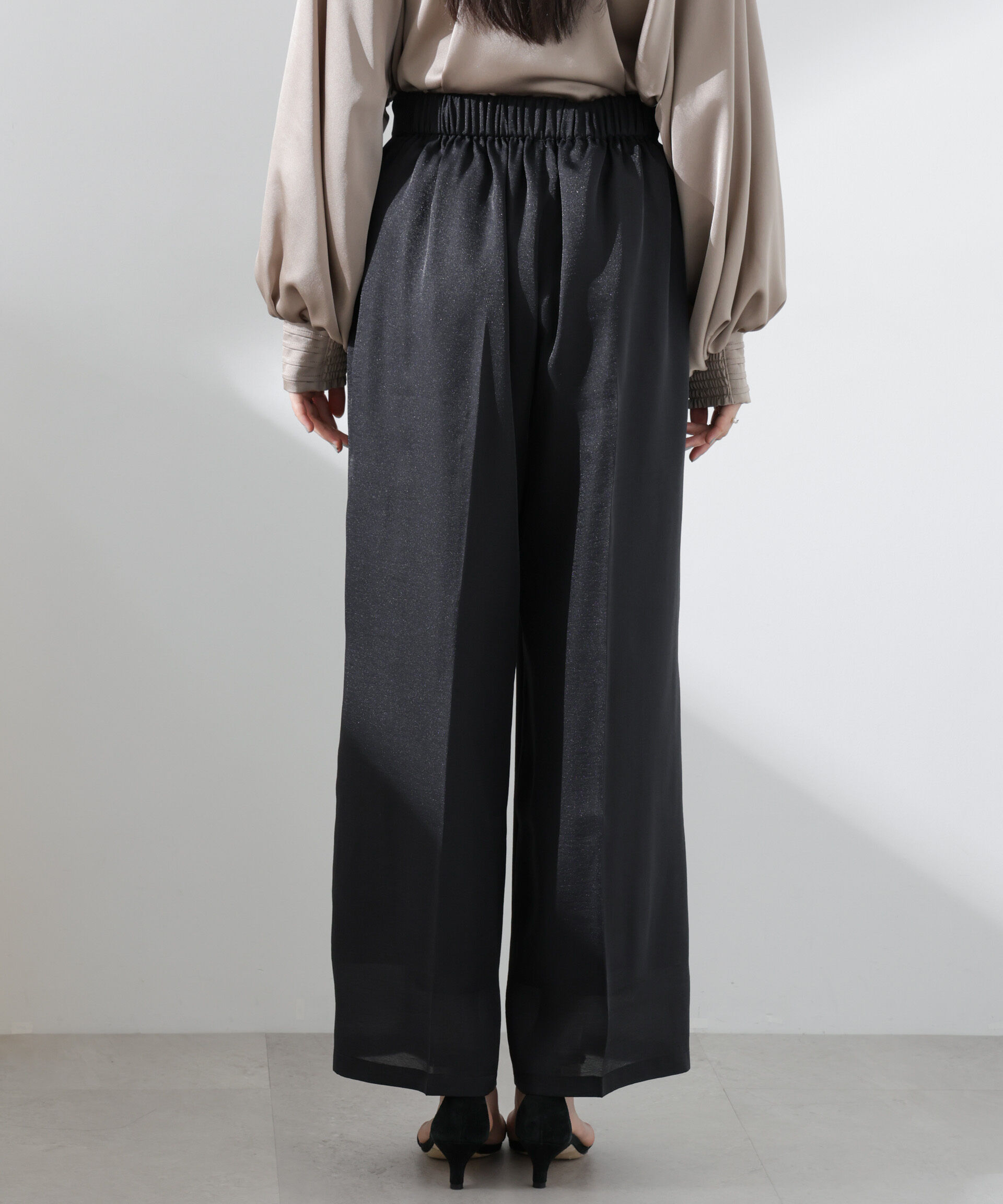 nano･universe「シアーヘムタックワイドパンツ」|チノ|