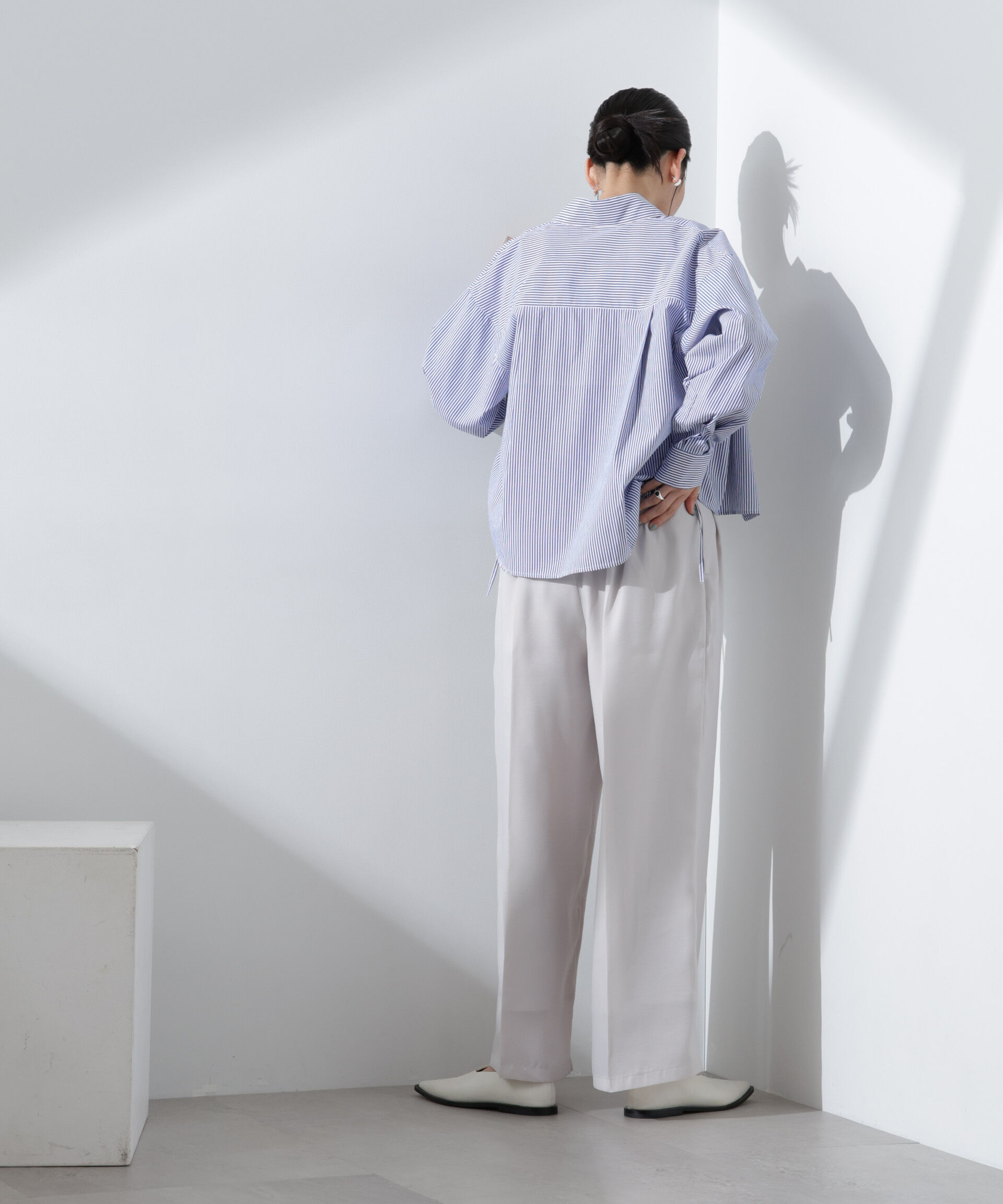 nano･universe「シアーヘムタックワイドパンツ」|チノ|