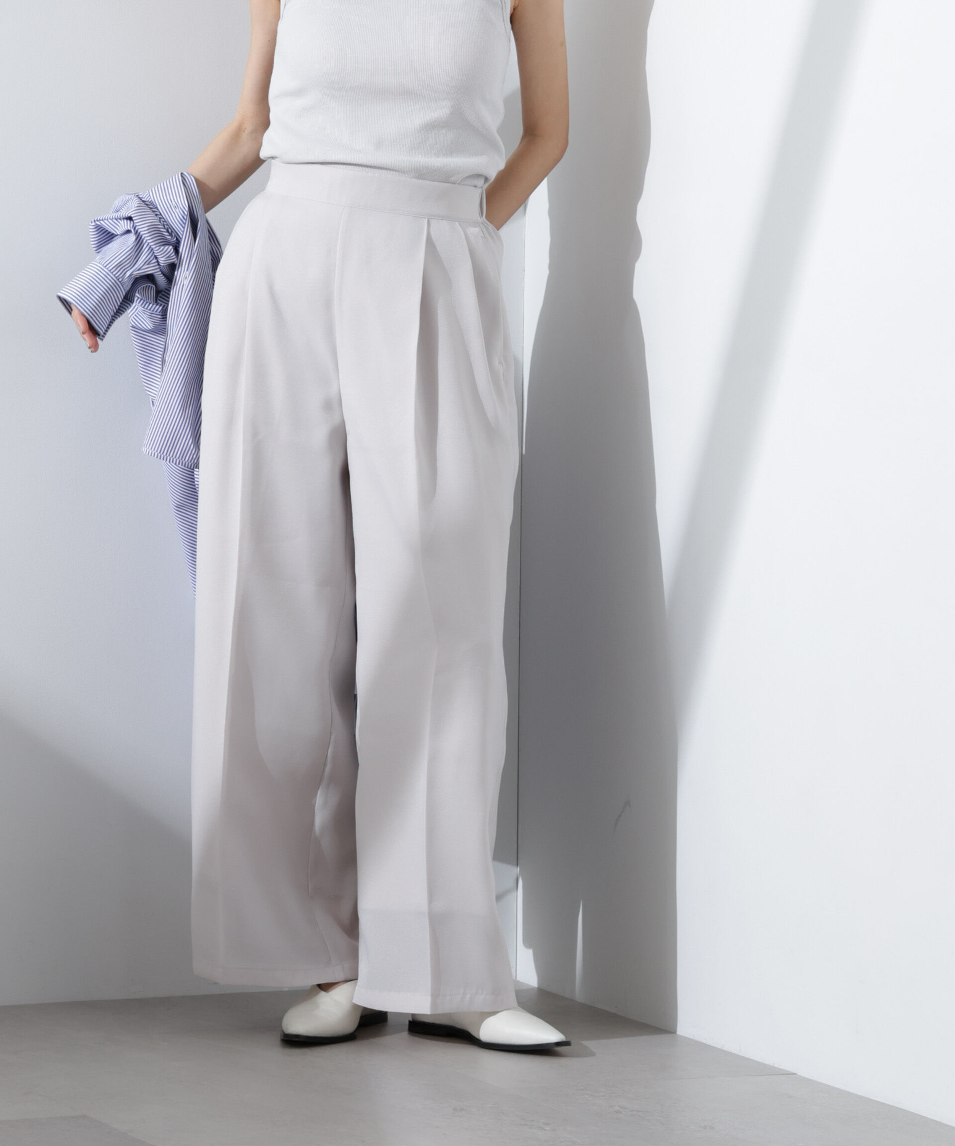 nano･universe「シアーヘムタックワイドパンツ」|チノ|