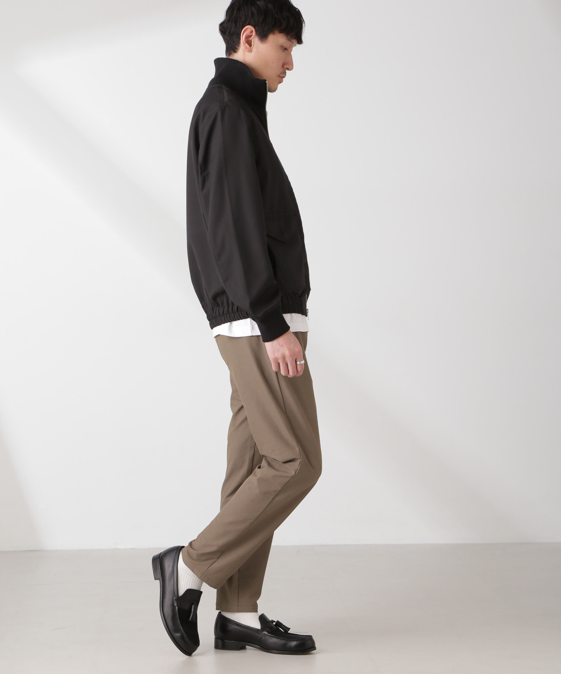 nano･universe「ハイストレッチスポーティーテーパードイージーパンツ」|チノ|