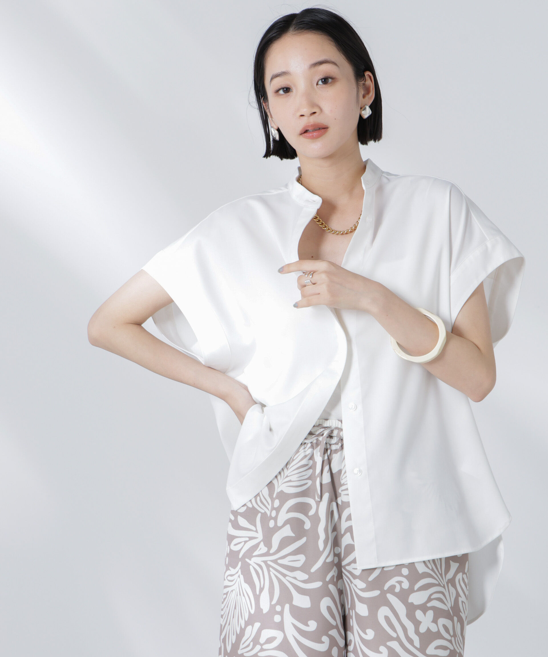 nano･universe「バンドカラーノースリーブシャツ(セットアップ可)」|シャツ・ブラウス|ホワイト