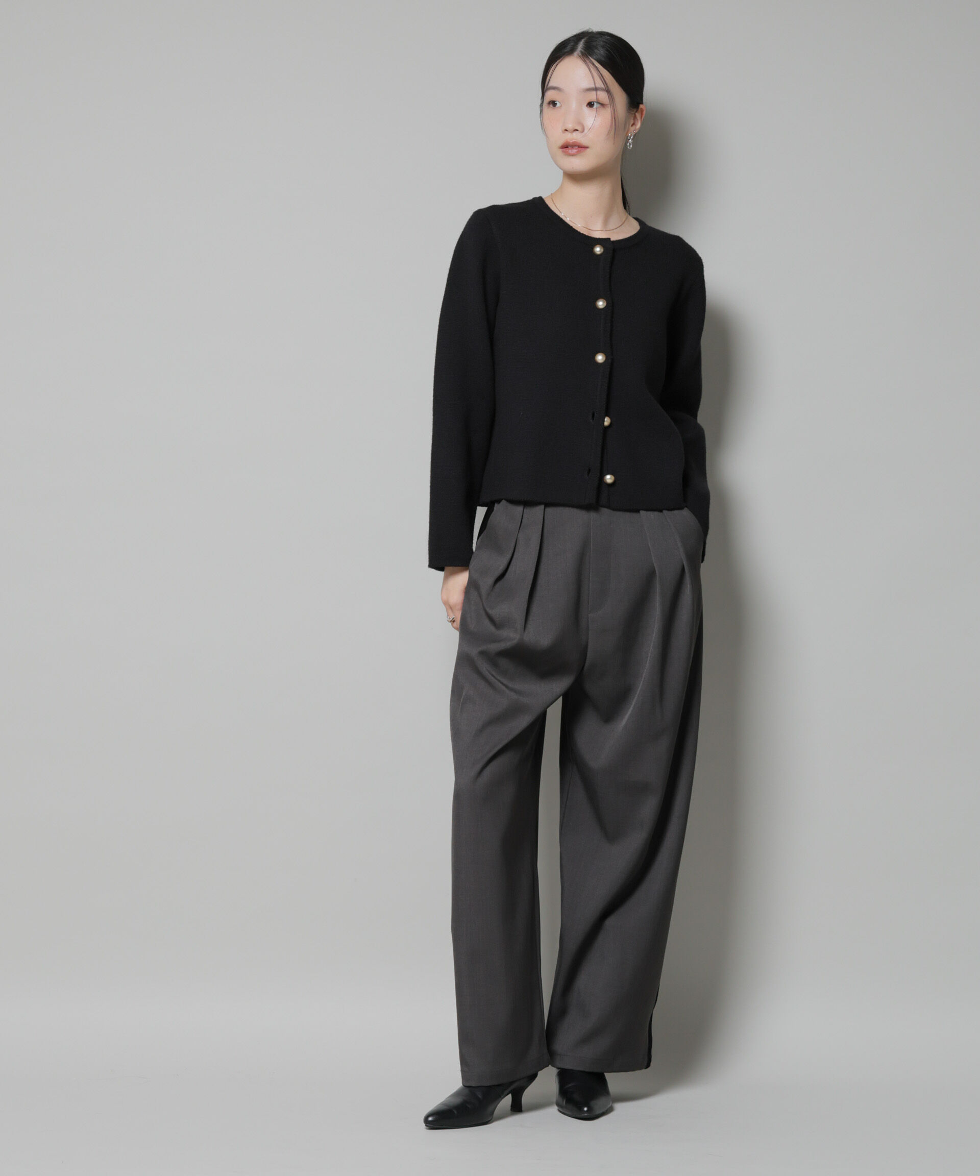 nano･universe「ベルベッドサイドラインパンツ」|チノ|