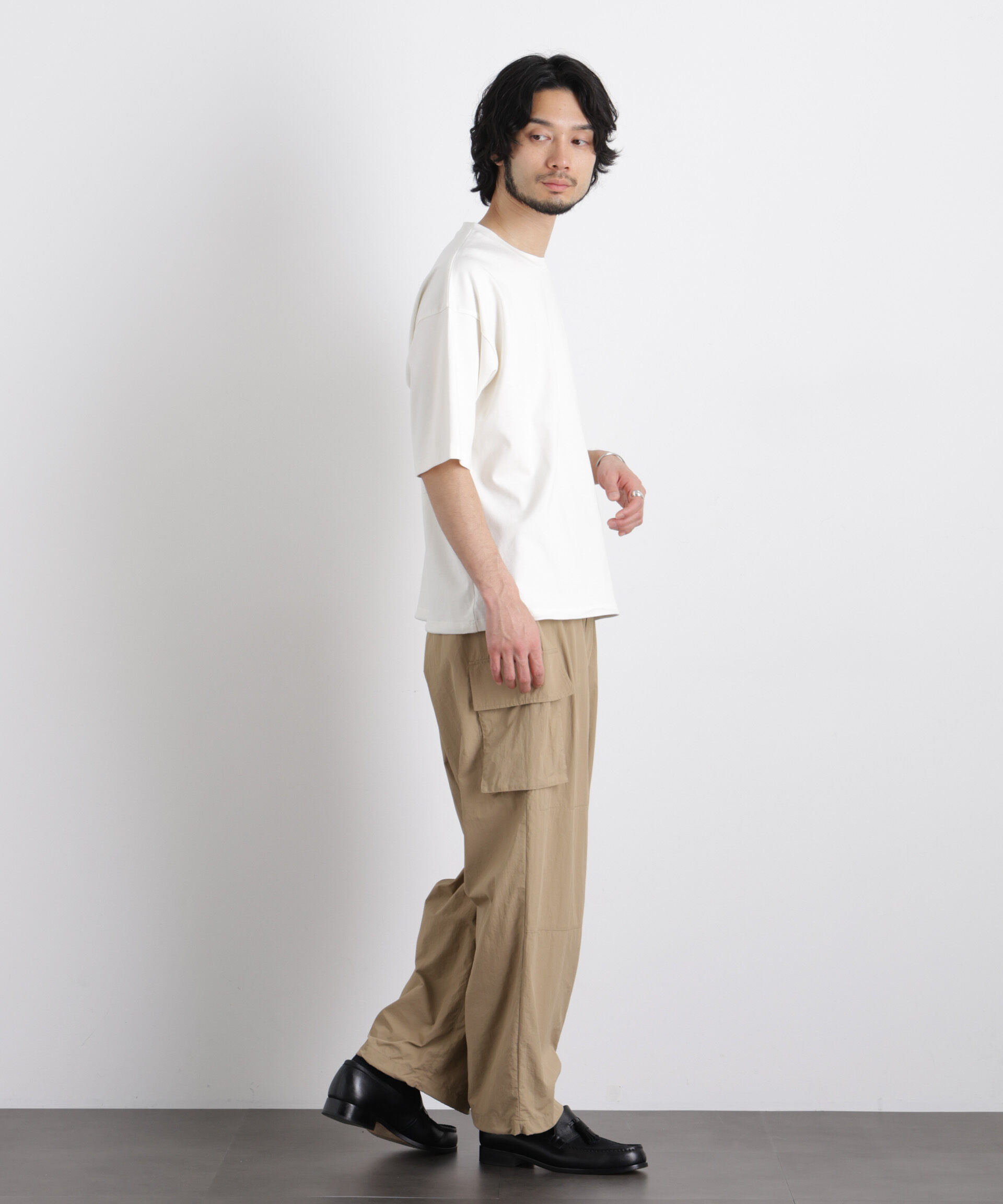 nano･universe「ナイロンリラックスカーゴパンツ」|チノ|