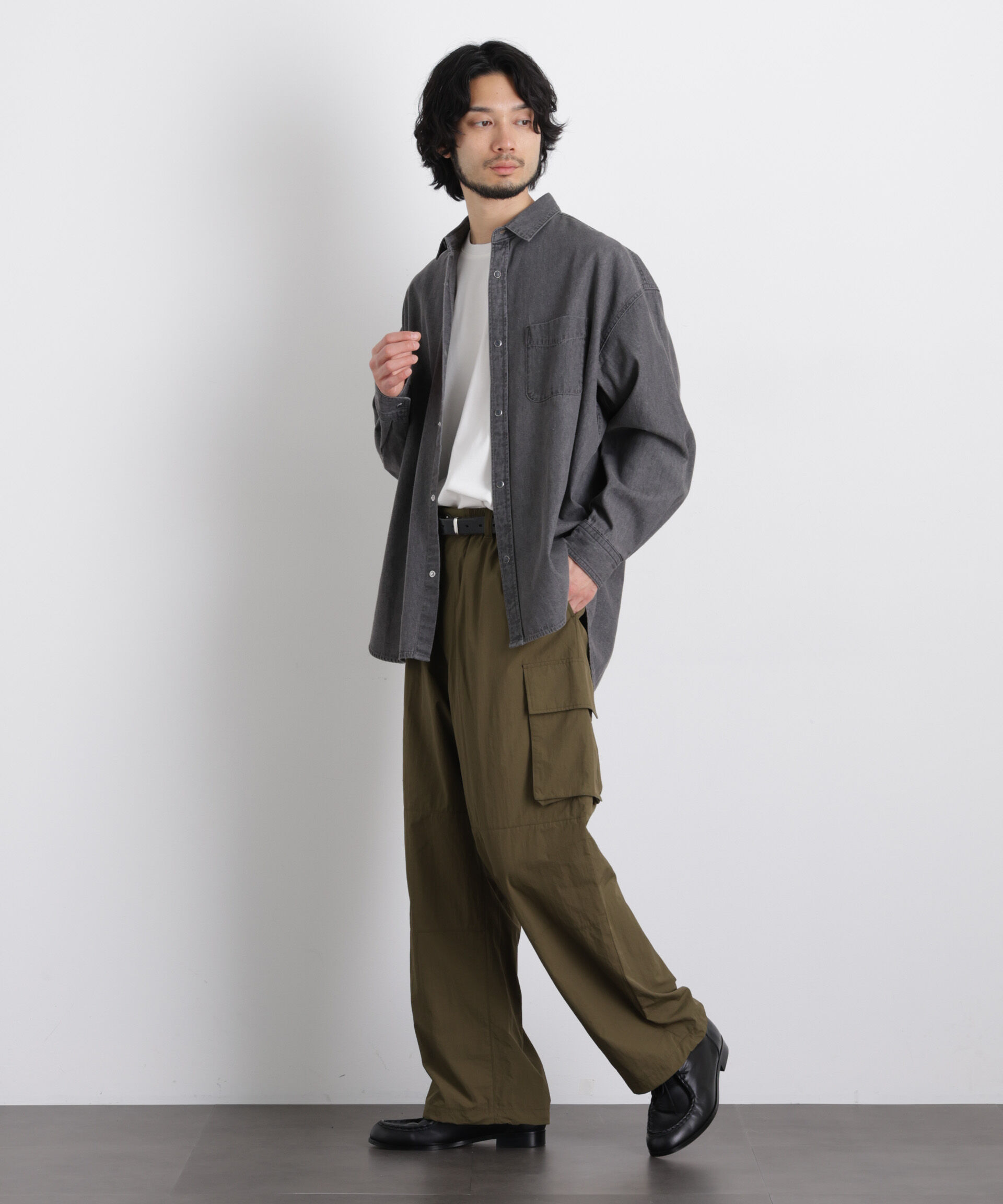 nano･universe「ナイロンリラックスカーゴパンツ」|チノ|