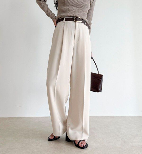 fredy emue「【人気商品の新型】とろみwarmタックスラックス」|スラックス|