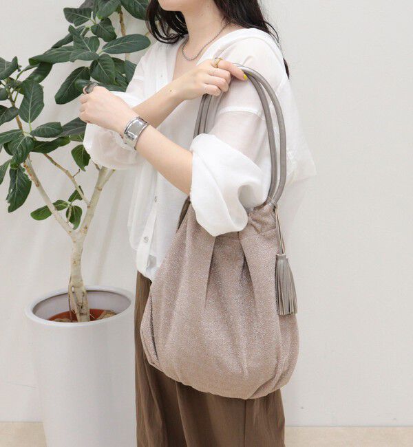 fredy emue「ラメ生地ループハンドルトート」|トートバッグ|ベージュ