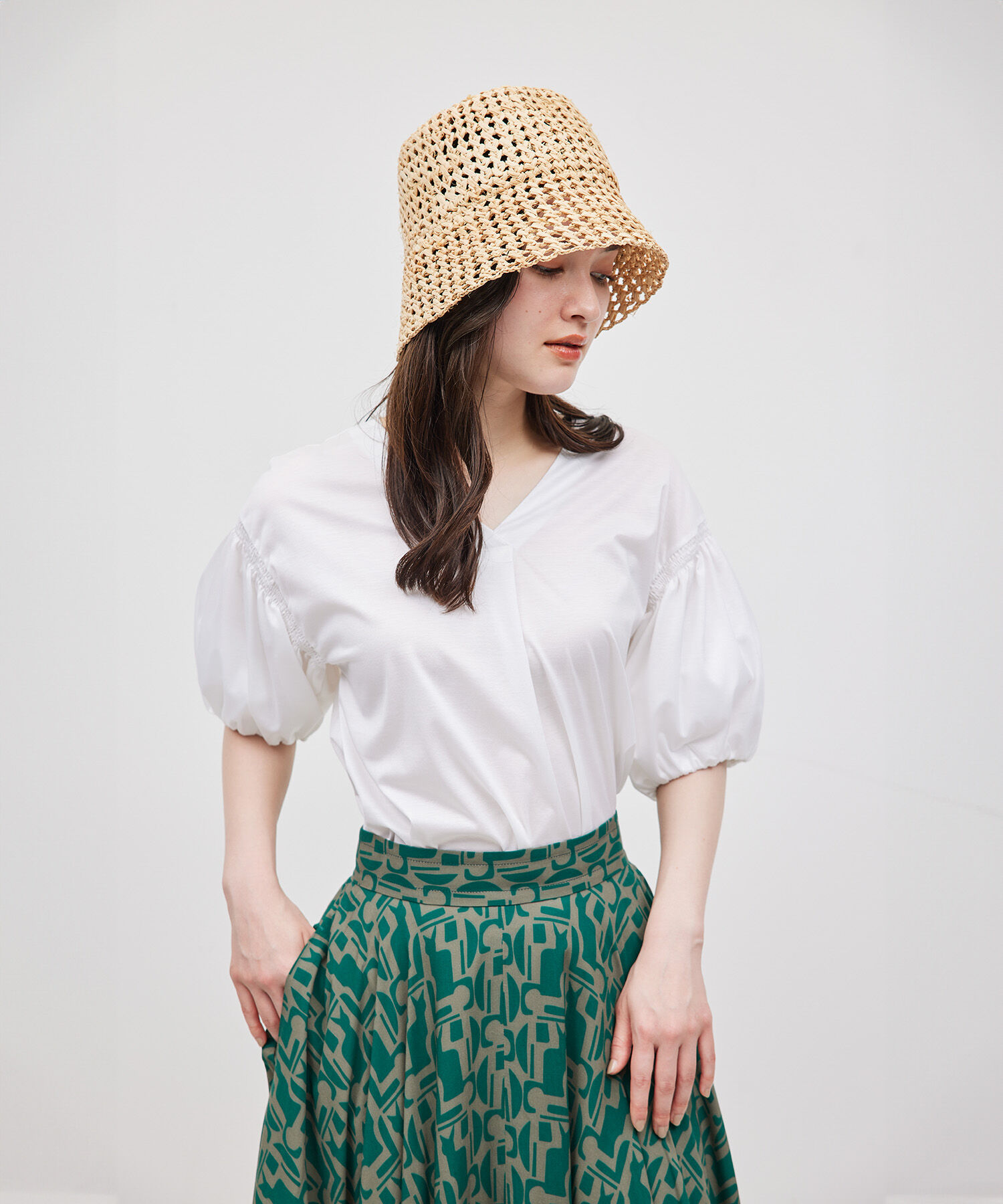 ROPE「【洗える】クリア天竺Vネック5分袖カットソー」|Tシャツ・カットソー|