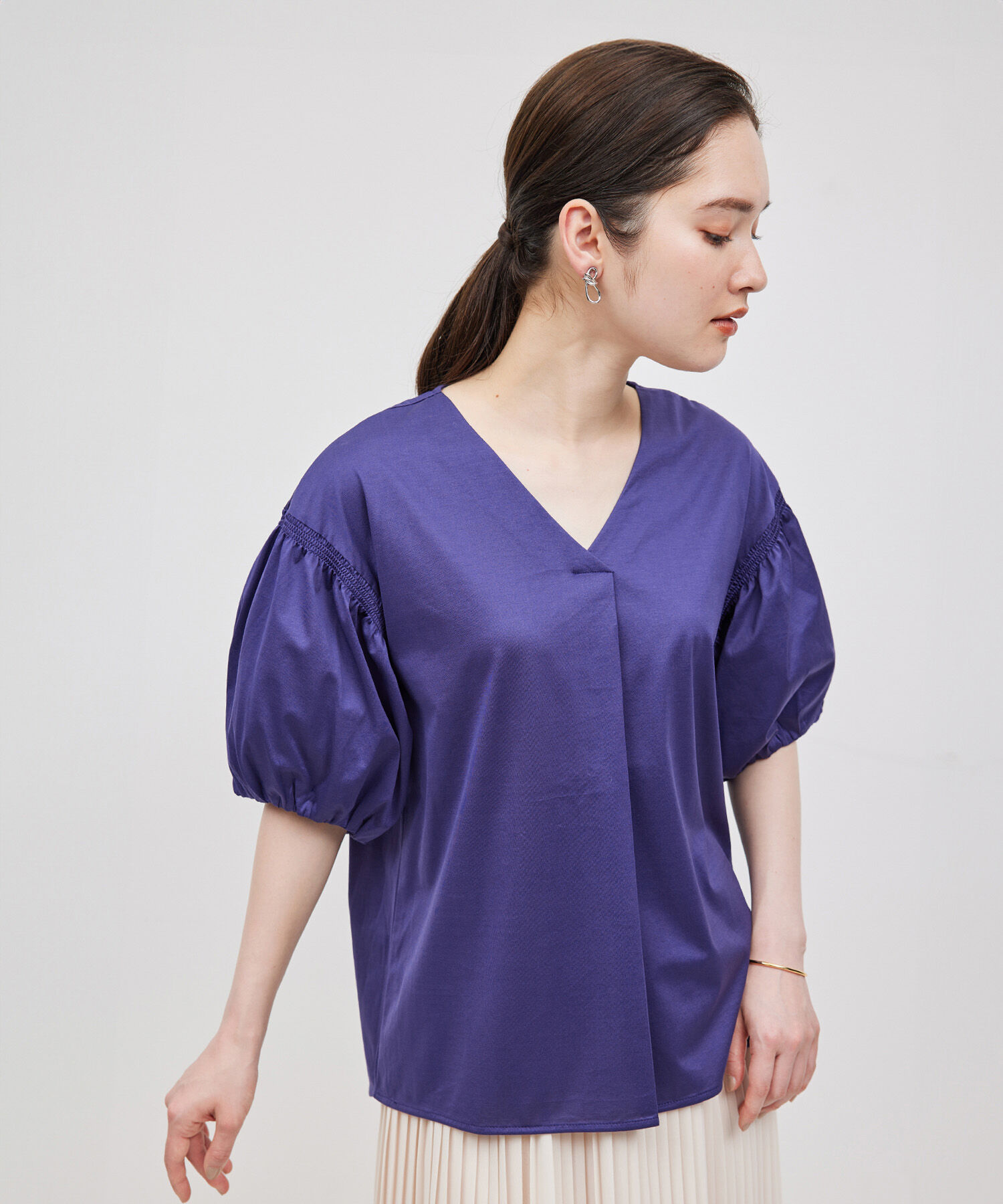 ROPE「【洗える】クリア天竺Vネック5分袖カットソー」|Tシャツ・カットソー|