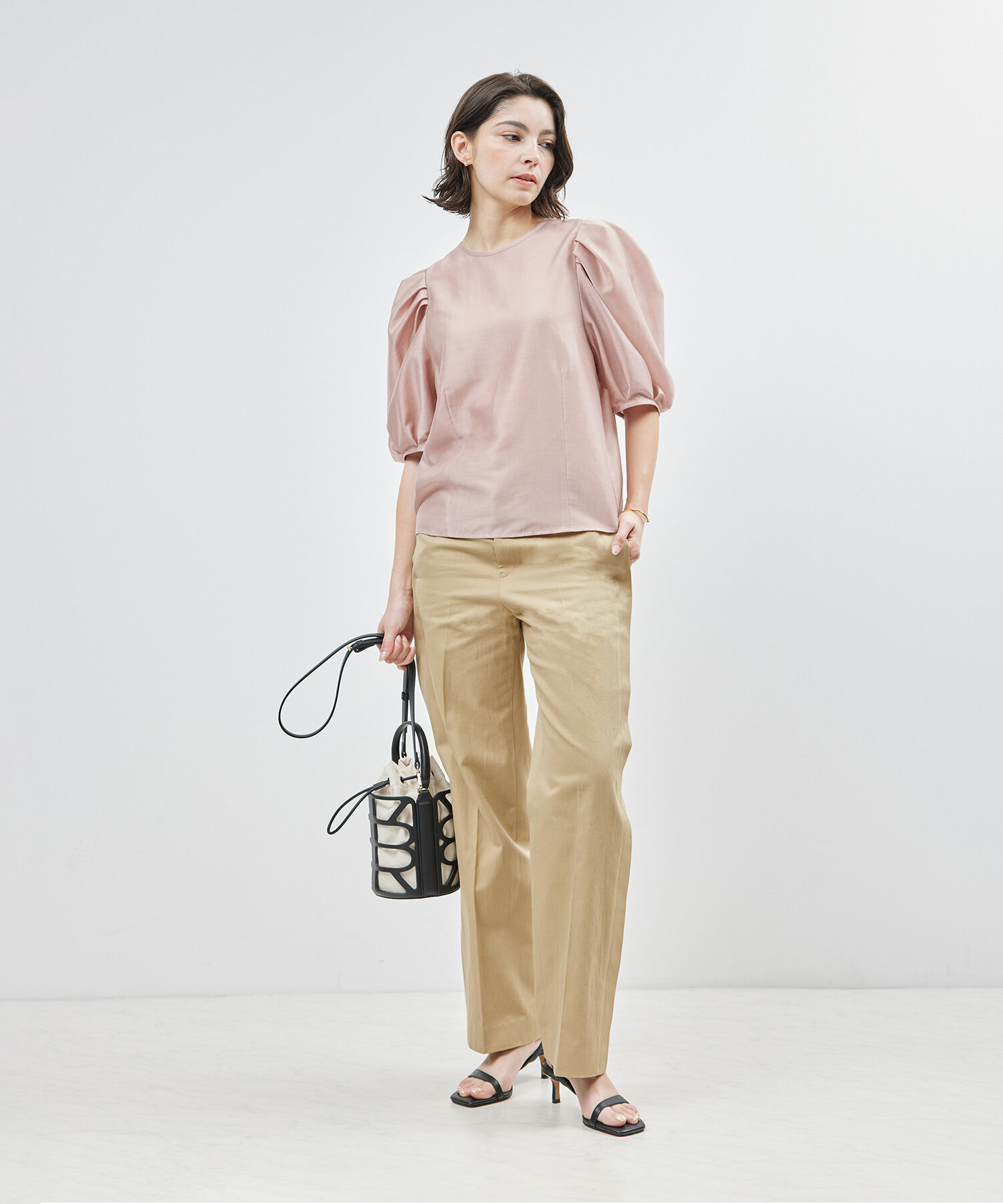 ROPE「サイドタックストレートパンツ【メディア掲載】」|その他|