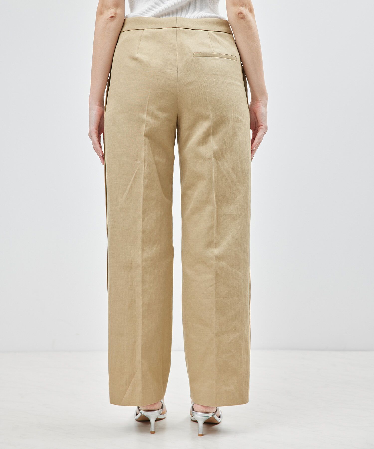 ROPE「サイドタックストレートパンツ【メディア掲載】」|その他|