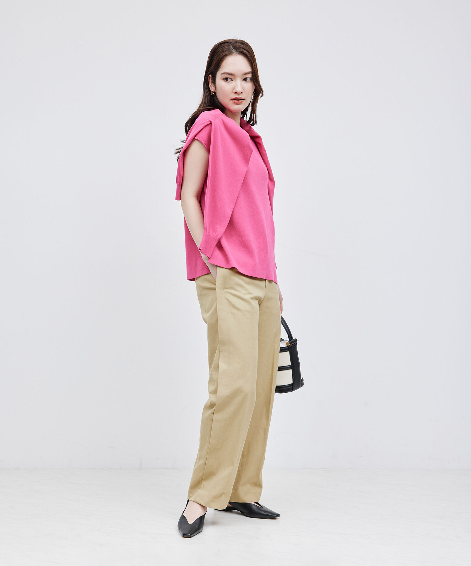 ROPE「サイドタックストレートパンツ【メディア掲載】」|その他|