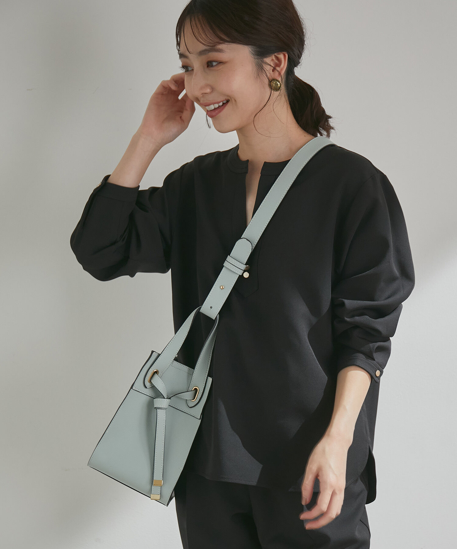 VIS「【新色追加】【マルチWAY】フロントタイバッグ」|ショルダー・メッセンジャー|