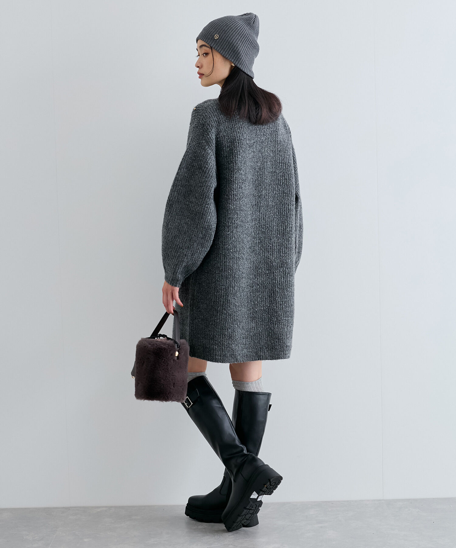 VIS「ビジュー付きニットワンピース」|ワンピース|