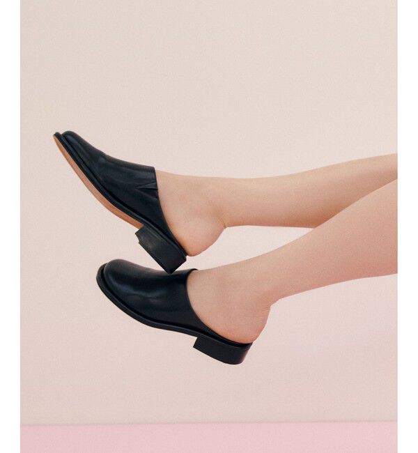 ADAM ET ROPE'「オブリークトゥクロッグ」|サンダル|ブラック(01)