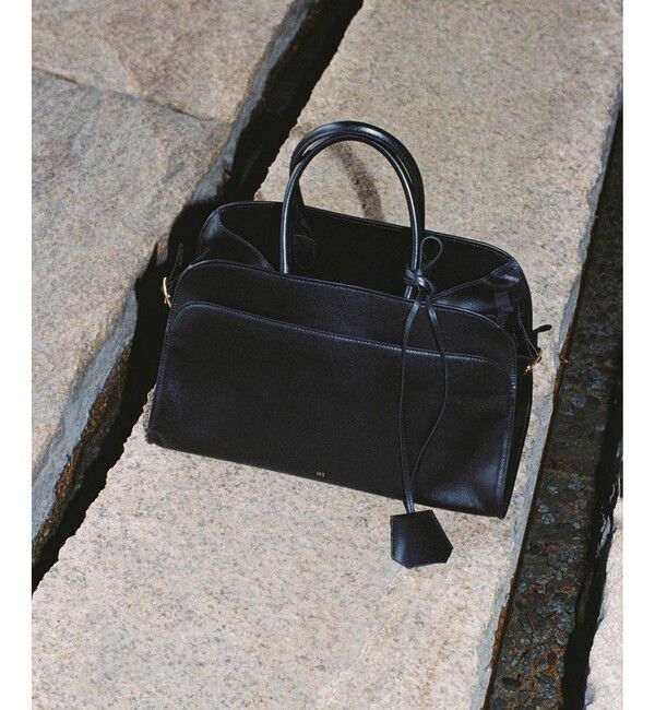 ADAM ET ROPE'「【PFT】P Tote Bag」|トートバッグ|ブラック(01)