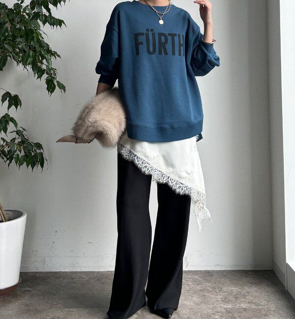  「【WEB限定】裏起毛ヘムラインロゴトップス」|Tシャツ・カットソー|