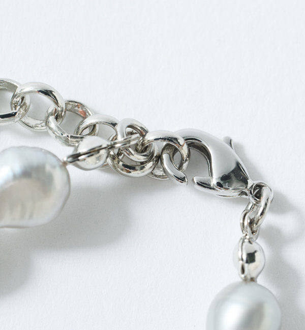  「【周りと差がつく】グレーパールショートネックレス」|ブローチ・コサージュ|