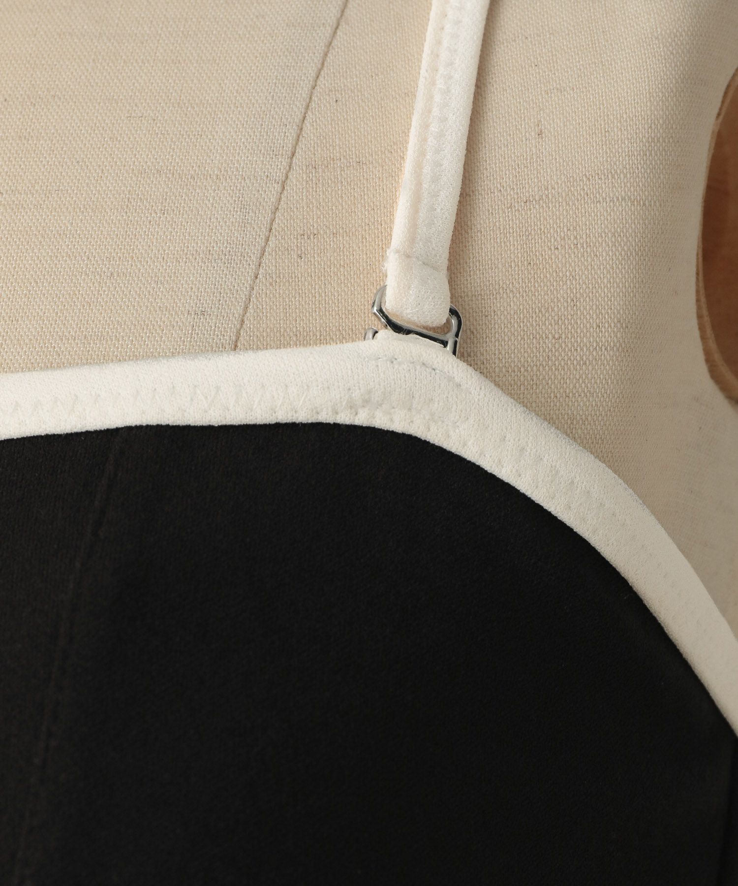 A part by 「【スイムウェア】3点セット_Uネックワンピース」|ビキニ|