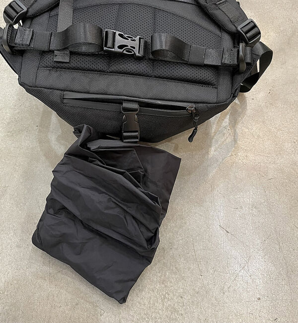 ABAHOUSE「【NoiR / ノアール】撥水加工 PC対応 ビジネス対応 リュック レインカバ」|リュック|