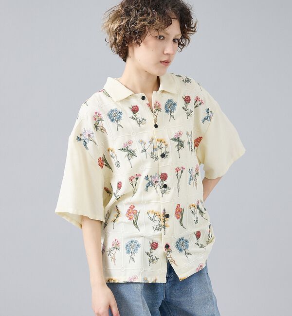 ABAHOUSE「【Revo. / レヴォ】TH-4085 フラワーエンブロイダリー 刺繍 半袖シ」|シャツ・ブラウス|
