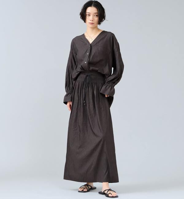 Liesse「Vカラーブラウス」|シャツ・ブラウス|