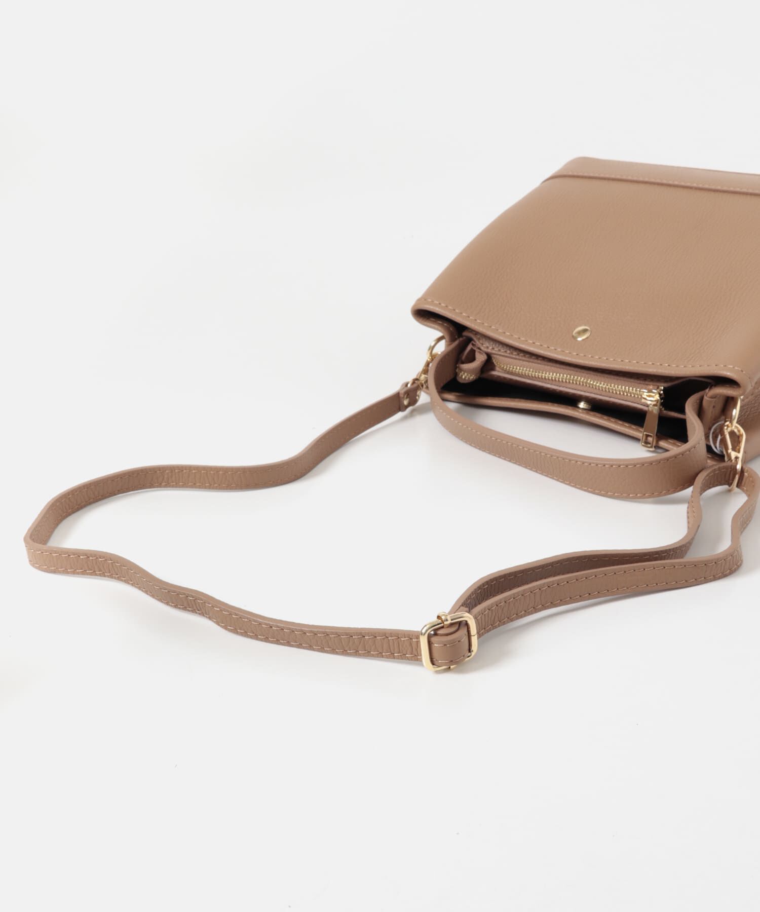 URBAN RESEARCH ROSSO「AULENTTI　スクエアBAG」|ハンドバッグ|