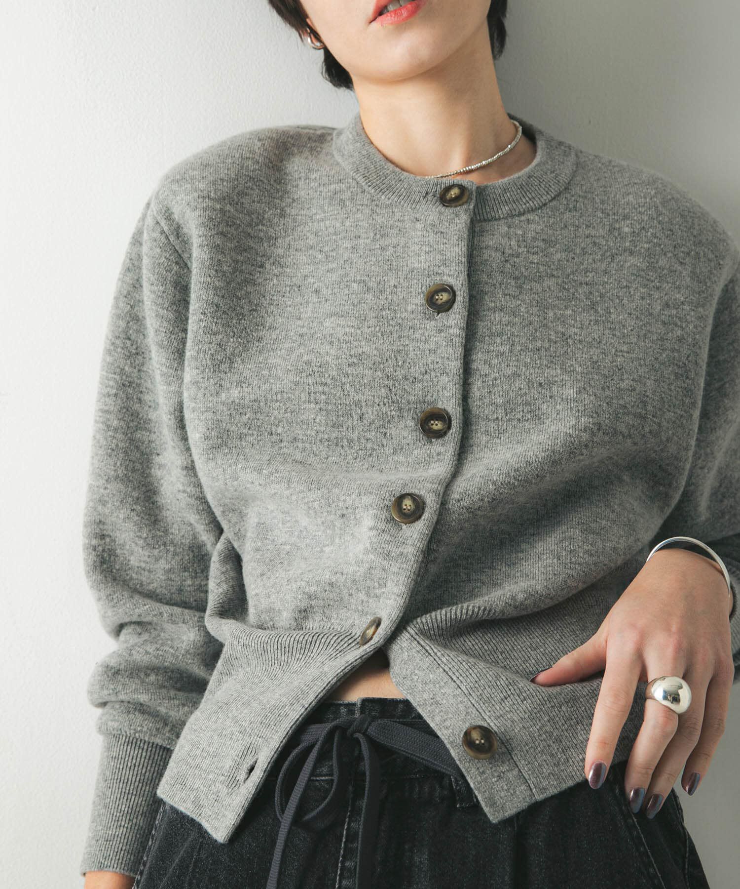 URBAN RESEARCH「ウールカシミヤショルダーパッドカーディガン」|カーディガン|