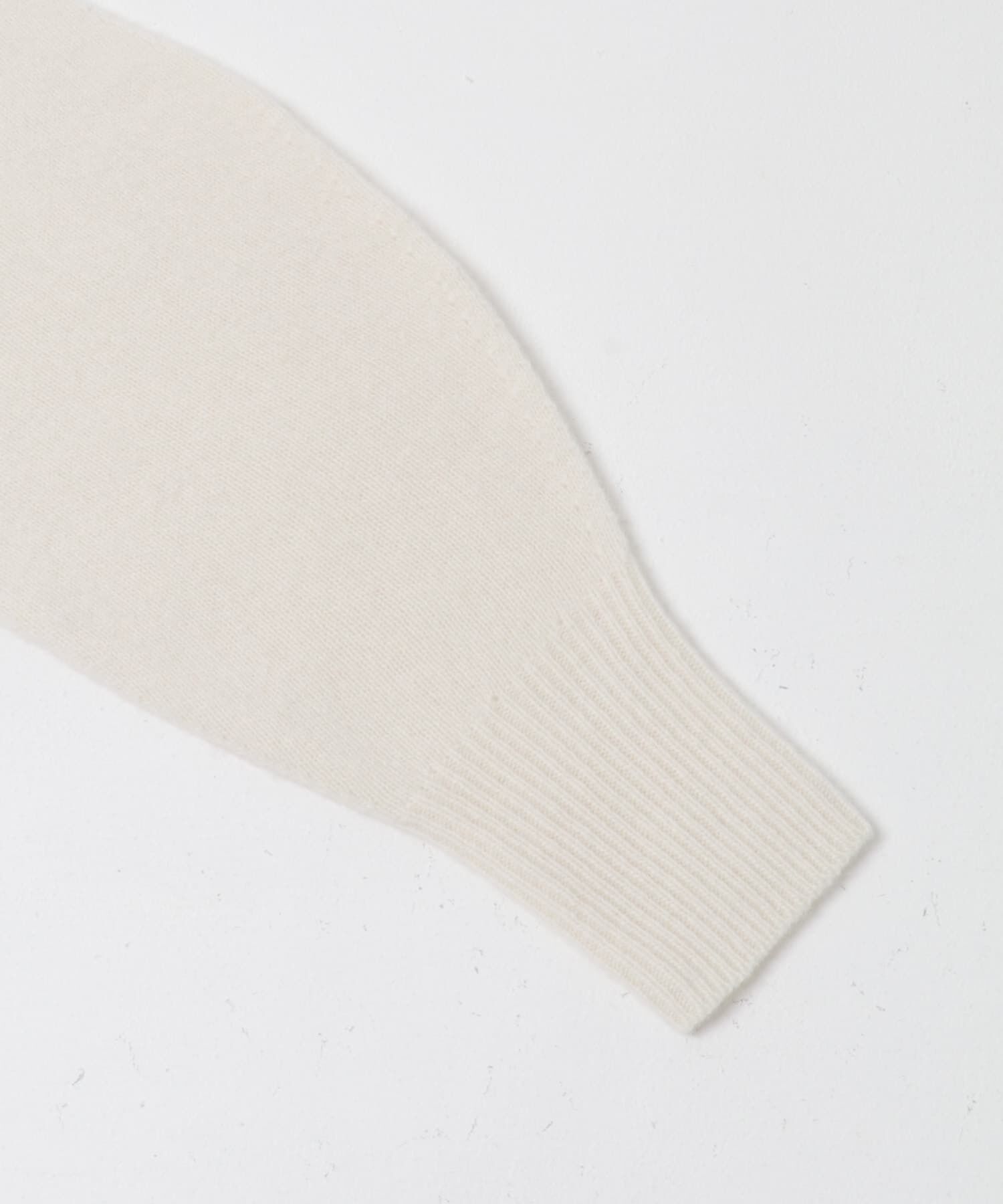 URBAN RESEARCH ROSSO「ウールカシミヤVネックニットプルオーバー」|ニット・セーター|