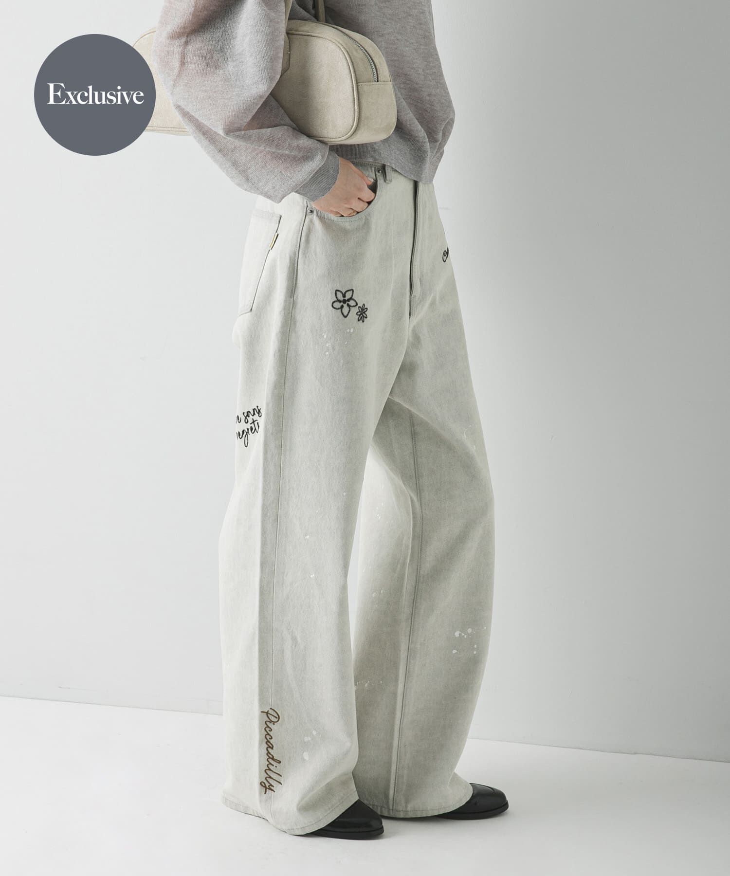 URBAN RESEARCH「『別注』PICCADILLY&times;URBAN RESEARCH　刺繍デニムパンツ」|デニム|ライトグレー