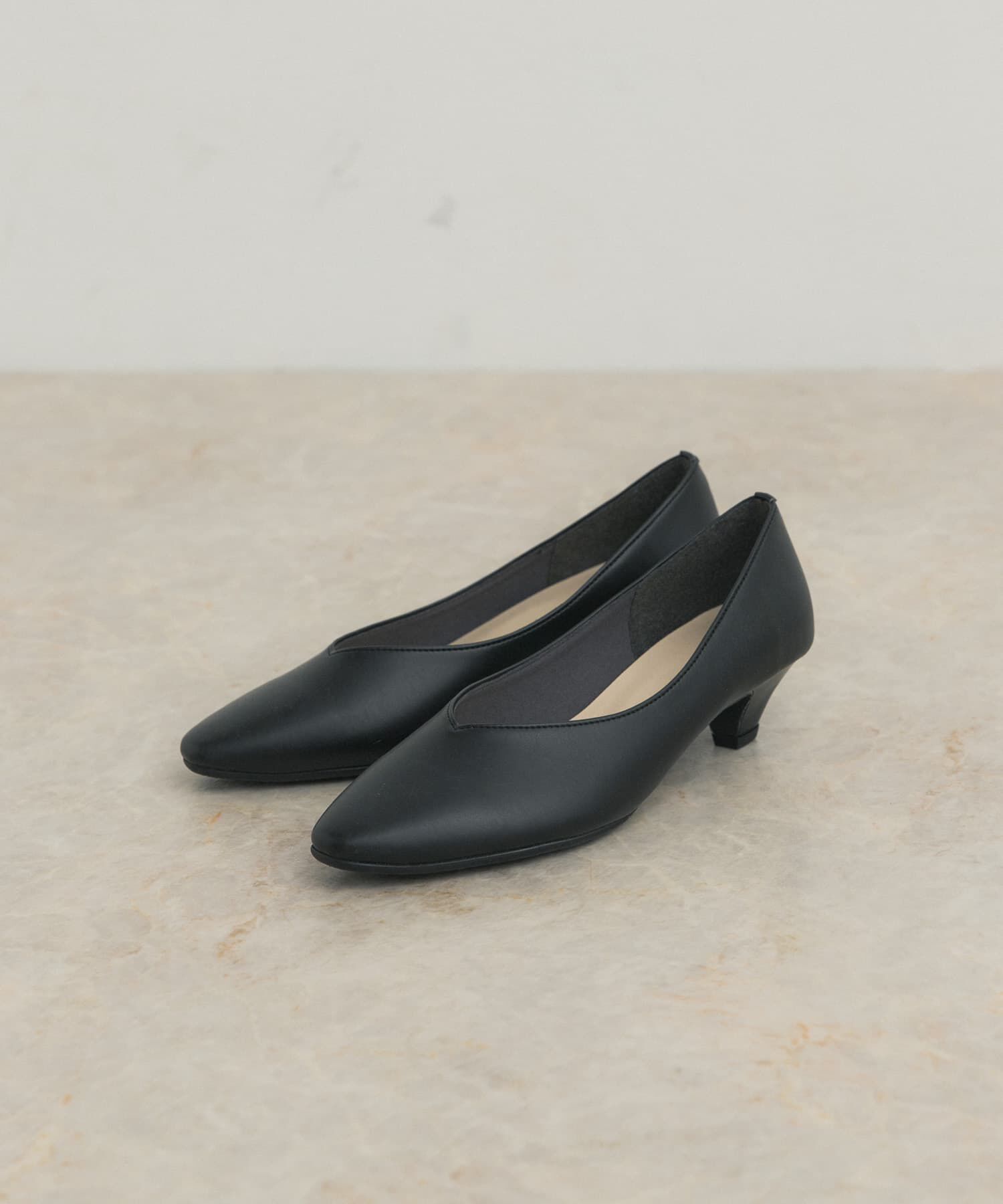 URBAN RESEARCH DOORS「ソフトヒールパンプス」|パンプス|ブラック