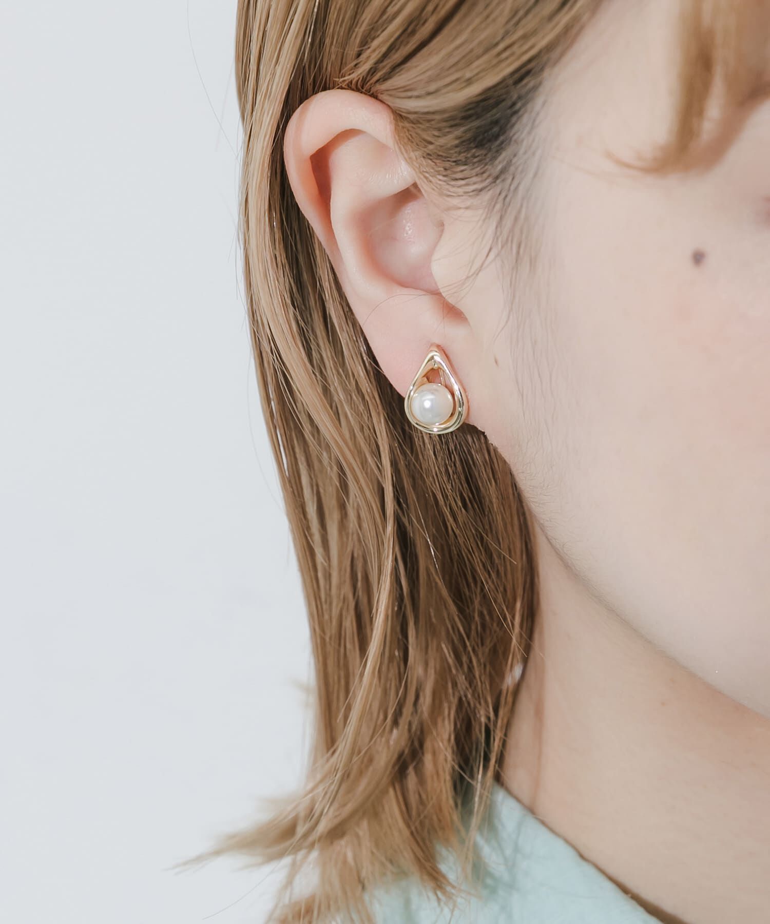 SMELLY「ニュアンスドロップパールイヤリング」|イヤリング|