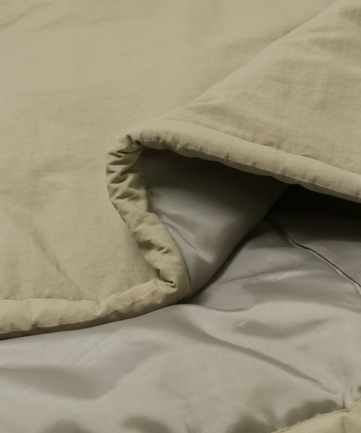  「モンスターパテッドミドルコート」|ダウン|