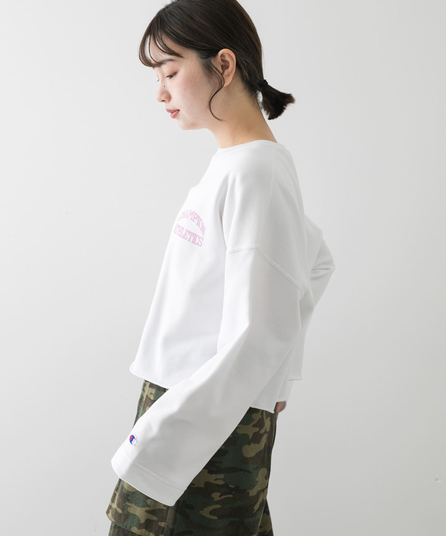 SENSE OF PLACE by URBAN RESEARCH「『別注』Champion&times;SENSE OF PLACE　カットオフスウェット」|スウェット・ジャージ|