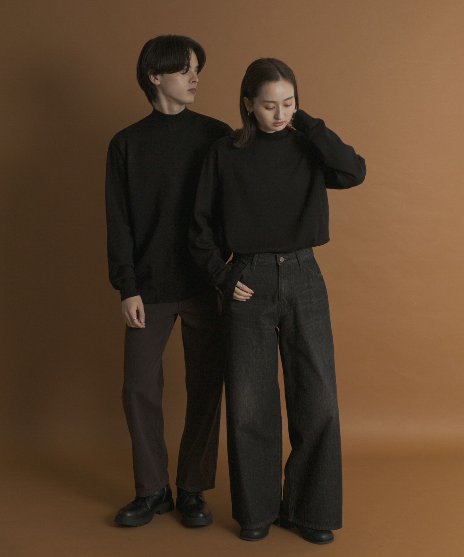 SENSE OF PLACE by URBAN RESEARCH「『一部WEB限定カラー』『洗濯可/毛玉防止』ストレッチモックネックニット」|ニット・セーター|