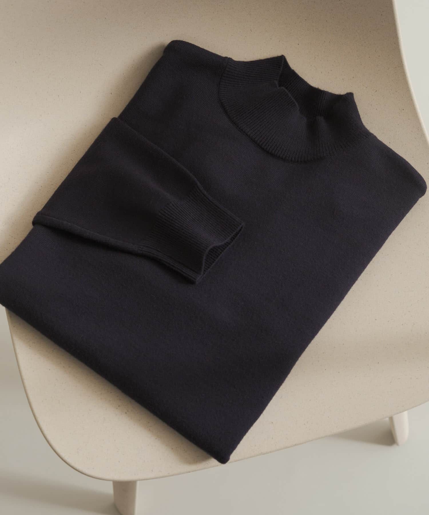 SENSE OF PLACE by URBAN RESEARCH「『一部WEB限定カラー』『洗濯可/毛玉防止』ストレッチモックネックニット」|ニット・セーター|