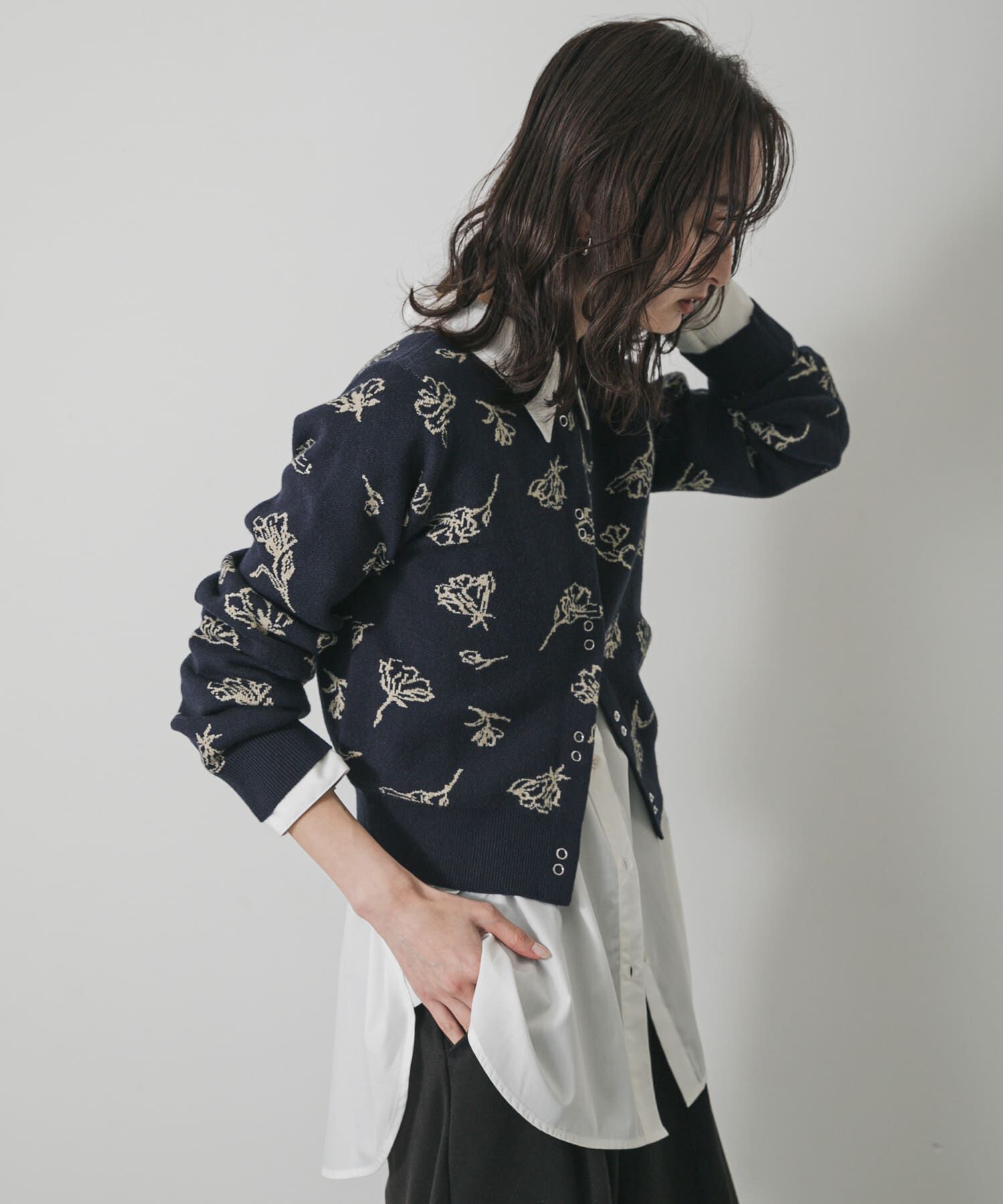 SENSE OF PLACE by URBAN RESEARCH「『洗濯可』ジャガードフラワーコンパクトニットカーディガン」|カーディガン|