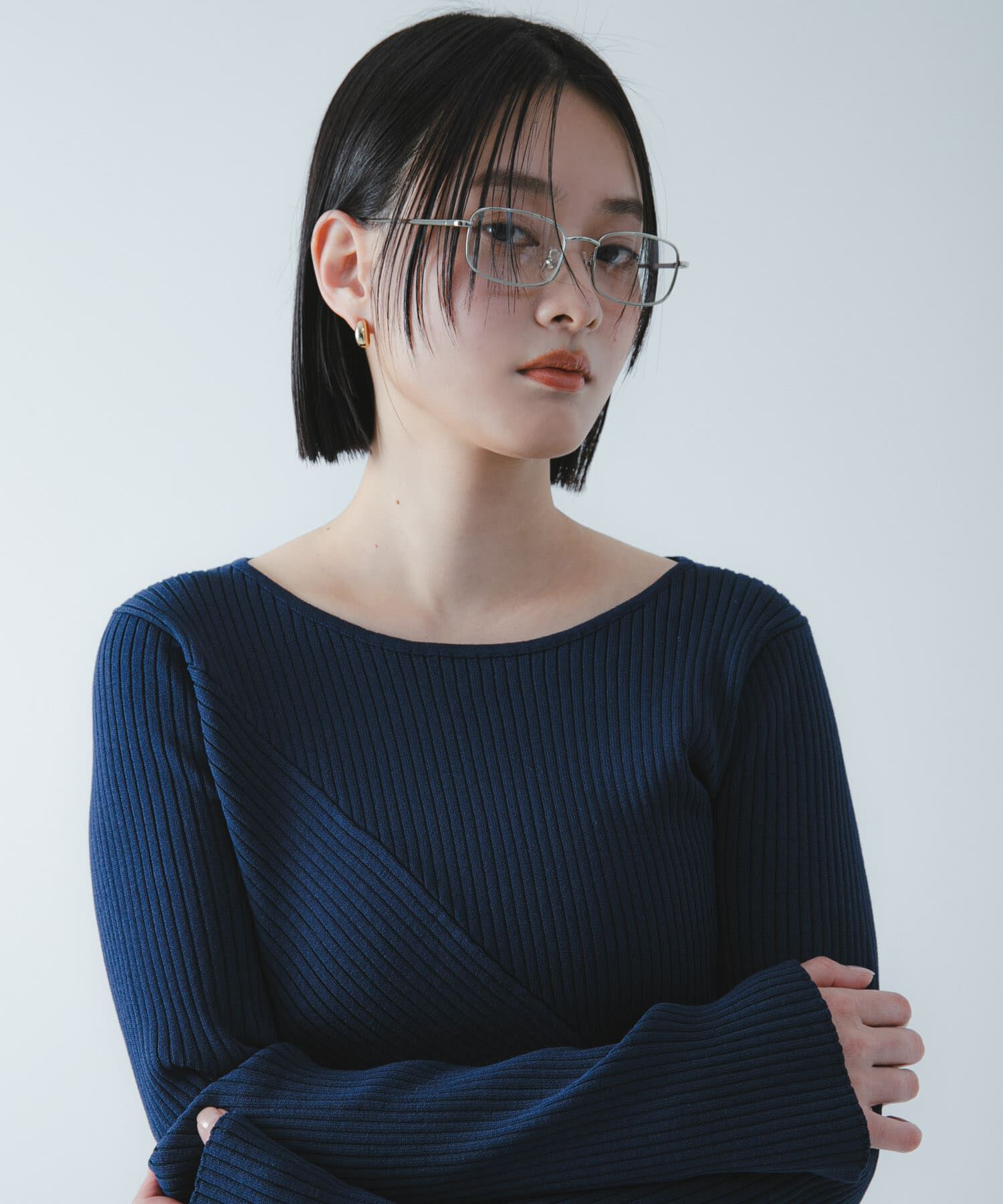 SENSE OF PLACE by URBAN RESEARCH「『洗濯可/防花粉』SKINProofアシメヘムボートネックセーター」|ニット・セーター|ネイビー