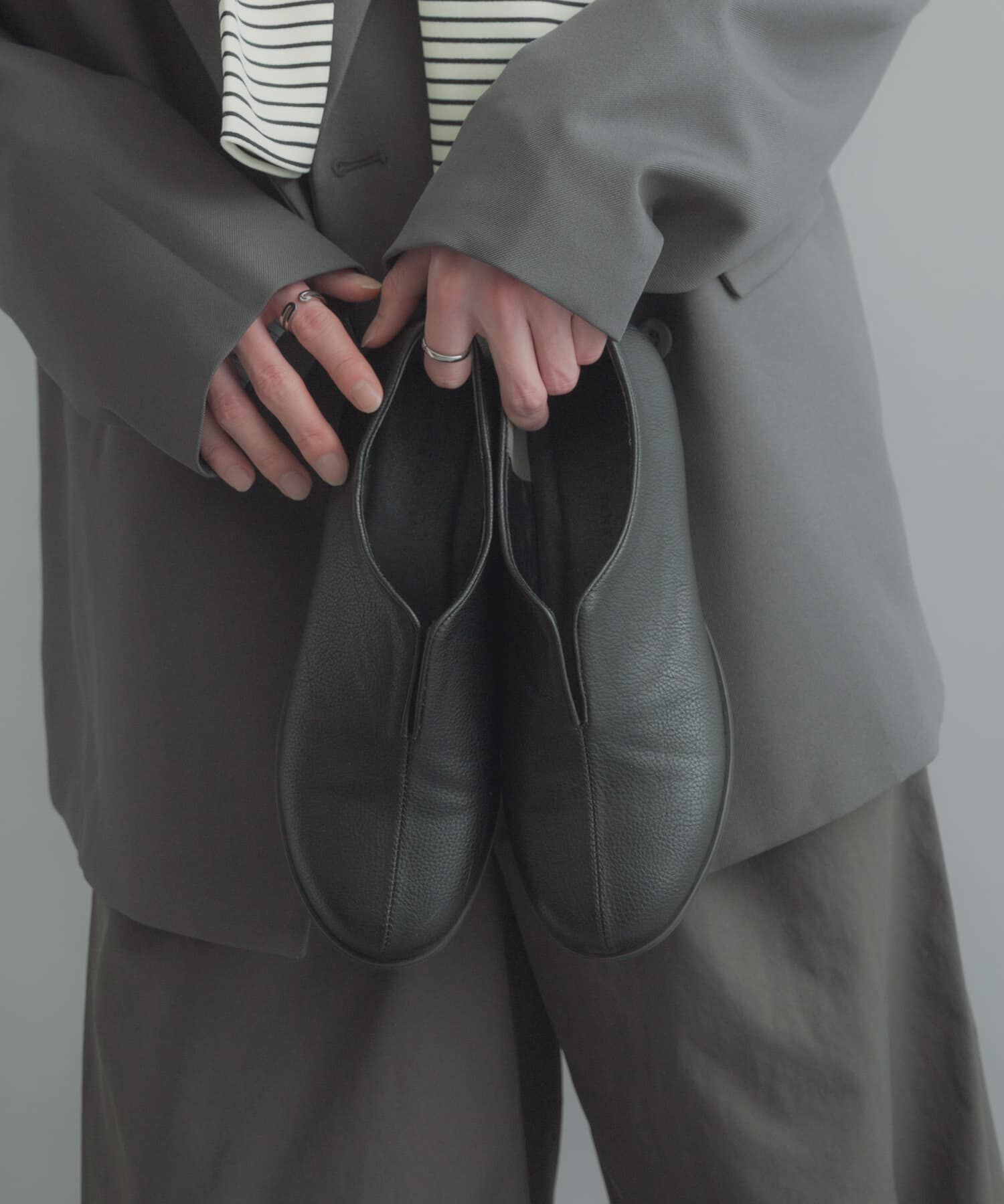 SENSE OF PLACE by URBAN RESEARCH「センタースリットスリッポンシューズ」|スリッポン|