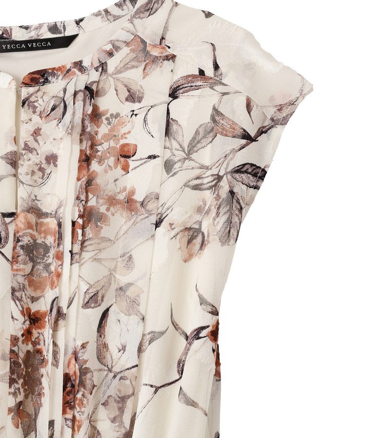 YECCA VECCA「フラワー柄シアープリーツワンピース」|ワンピース|