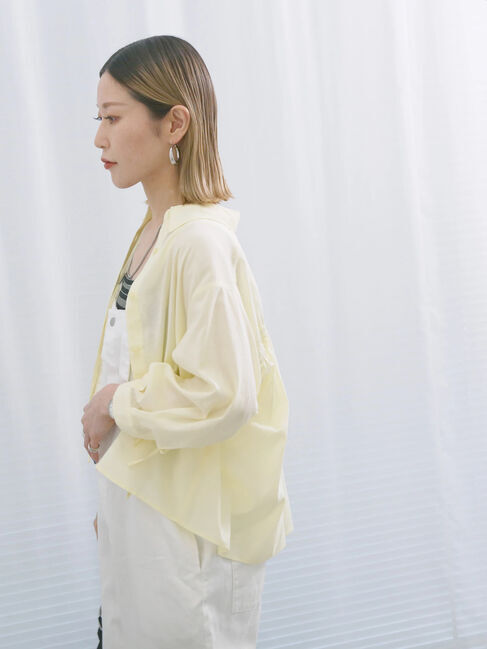 Samansa Mos2 blue「ショート丈シャーリングブラウス」|シャツ・ブラウス|