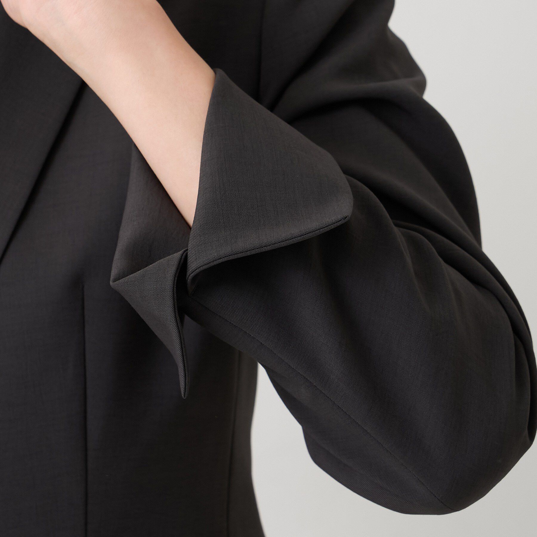 UNTITLED「【洗える/仕事着/スーツ】エアリーテーラードジャケット」|テーラードジャケット|