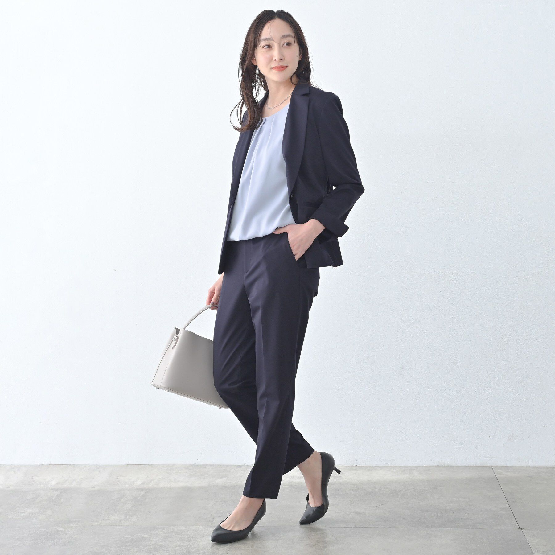 UNTITLED「パウダリータックブラウス」|シャツ・ブラウス|