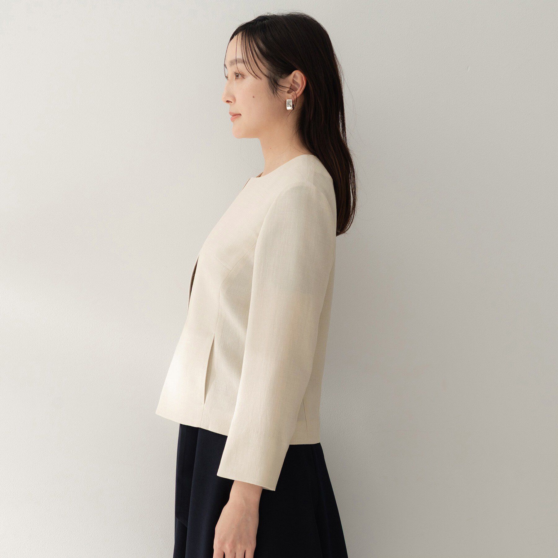 UNTITLED「ミニマルシルエットジャケット」|ノーカラージャケット|