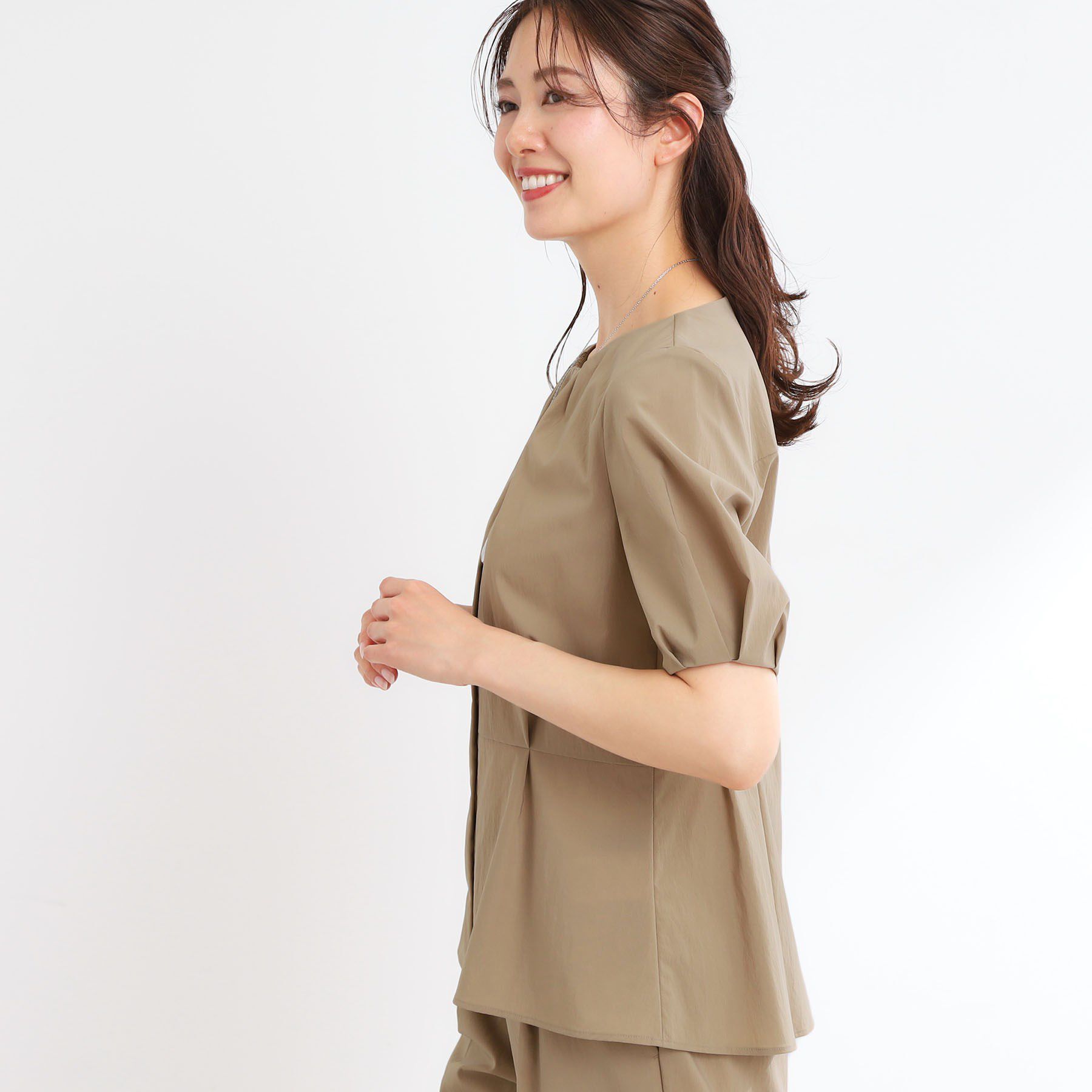 Reflect「【マシンウォッシュ可／撥水／雨の日OK！】レインシリーズブラウス」|シャツ・ブラウス|