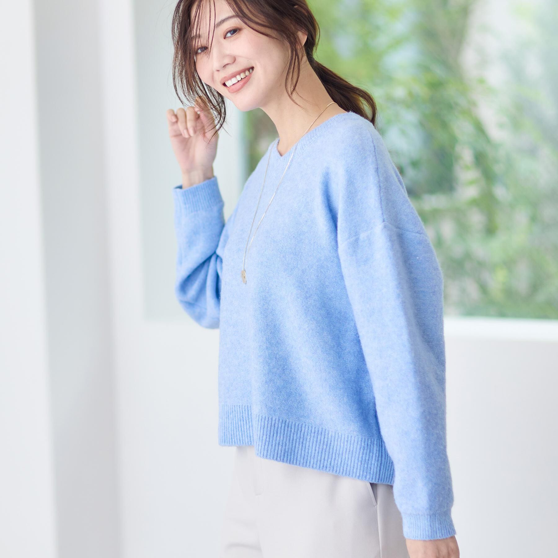 Reflect「【選べる5色／ゆったりシルエット】Vネックスパンコールニット」|ニット・セーター|