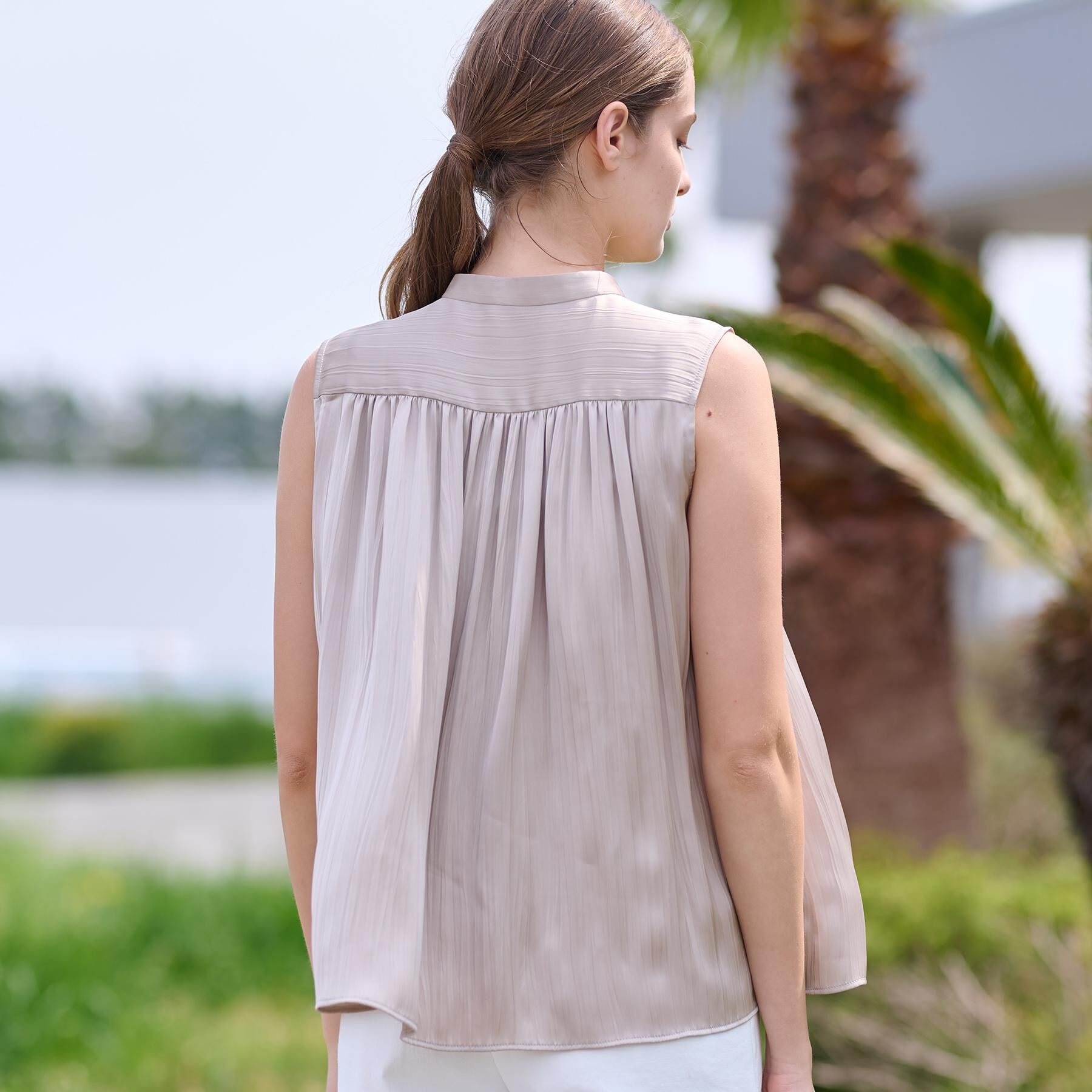 DRESSTERIOR「【洗える/きれいめ】プリーツサテンブラウス」|シャツ・ブラウス|